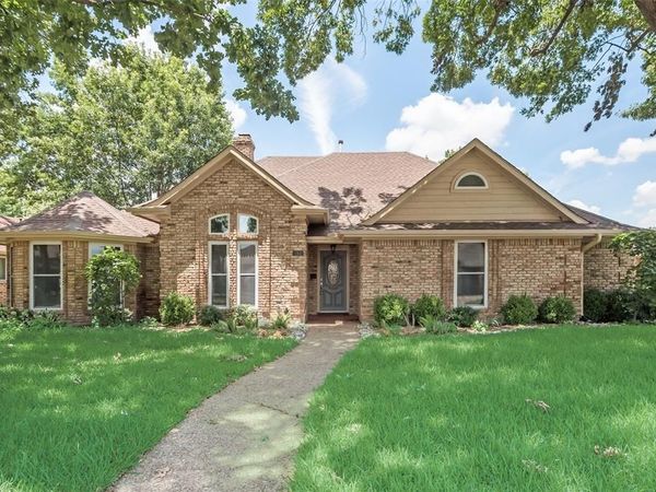212 Steamboat Drive, Coppell, TX 75019