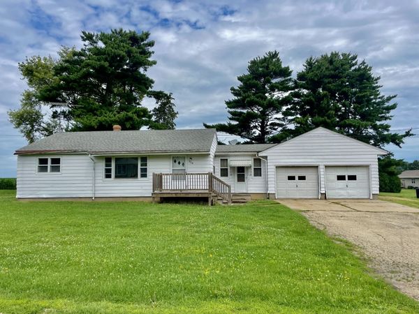 308 W Logan Street , Forreston, IL 61030