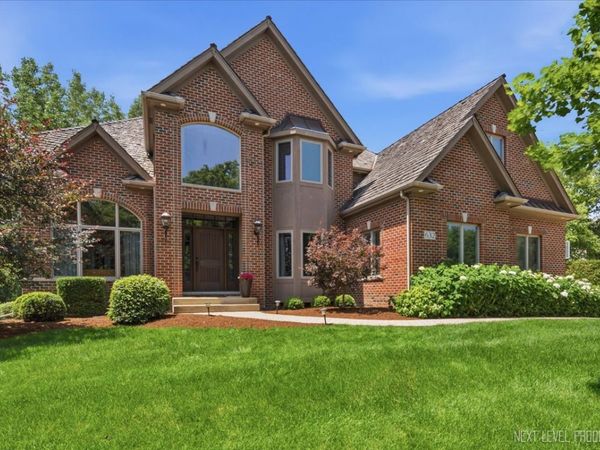 632 Waters Edge Drive , South Elgin, IL 60177