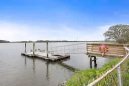2363 Eades Lane photo 4