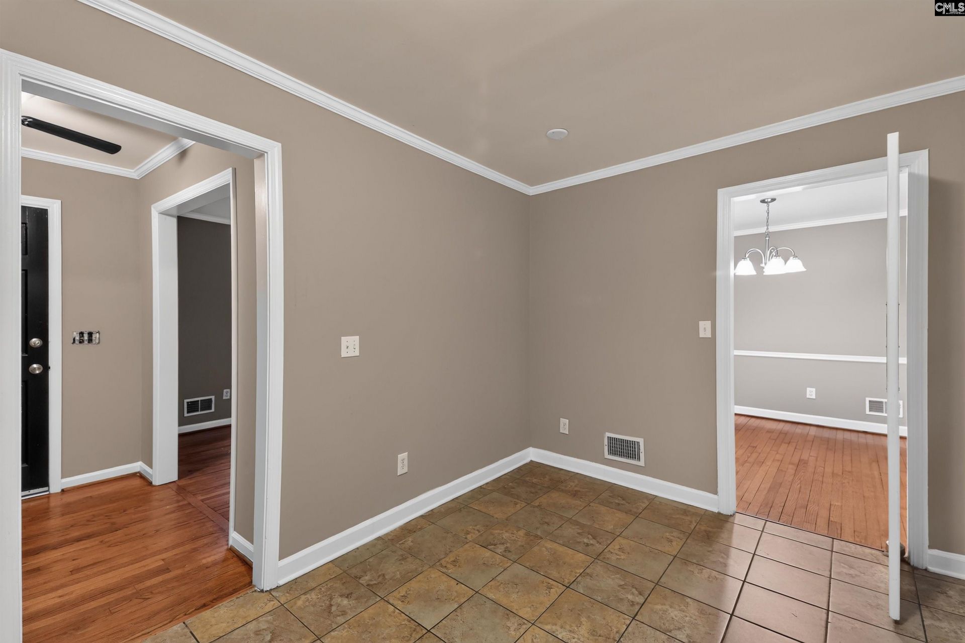 501 Old Friars Road  Photo 11