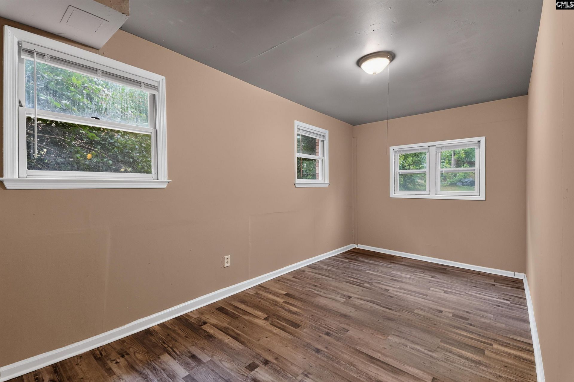 501 Old Friars Road  Photo 15