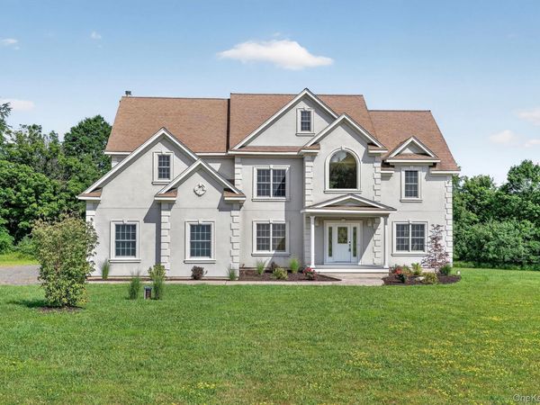 6 Dorian Way, Campbell Hall, NY 10916
