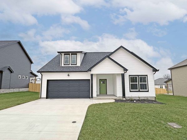 190 Monaghan Drive, Clarksville, TN 37042