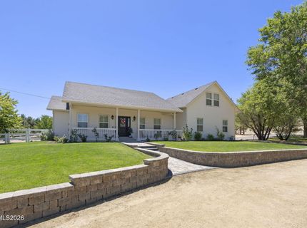 611 Rabe Way, Carson City, NV 89701 Photo