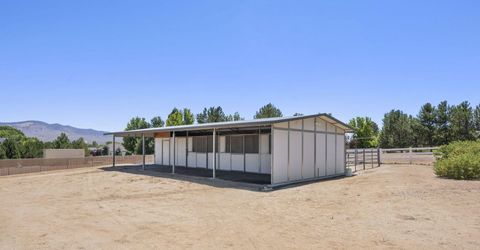 611 Rabe Way, Carson City, NV 89701 Photo
