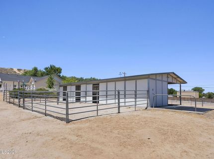 611 Rabe Way, Carson City, NV 89701 Photo