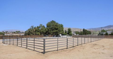 611 Rabe Way, Carson City, NV 89701 Photo