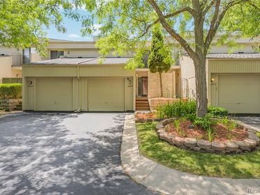 39455 Country Lane, Novi, MI 48375