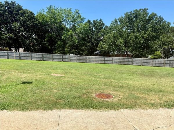 115 Harbor Circle , Russellville, AR 72802