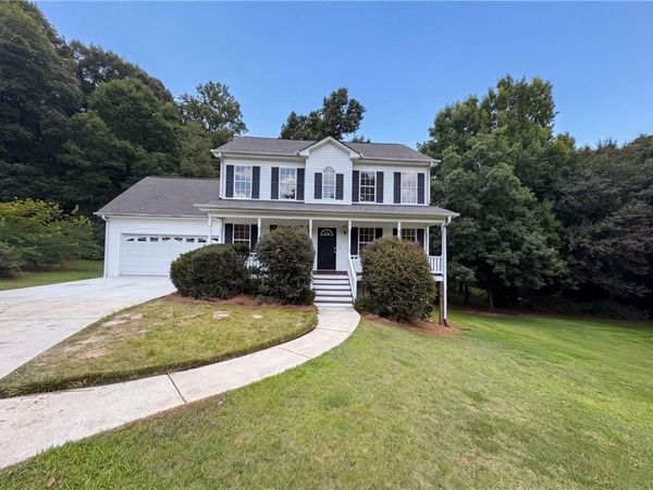2684 High Point Court , Loganville, GA 30052