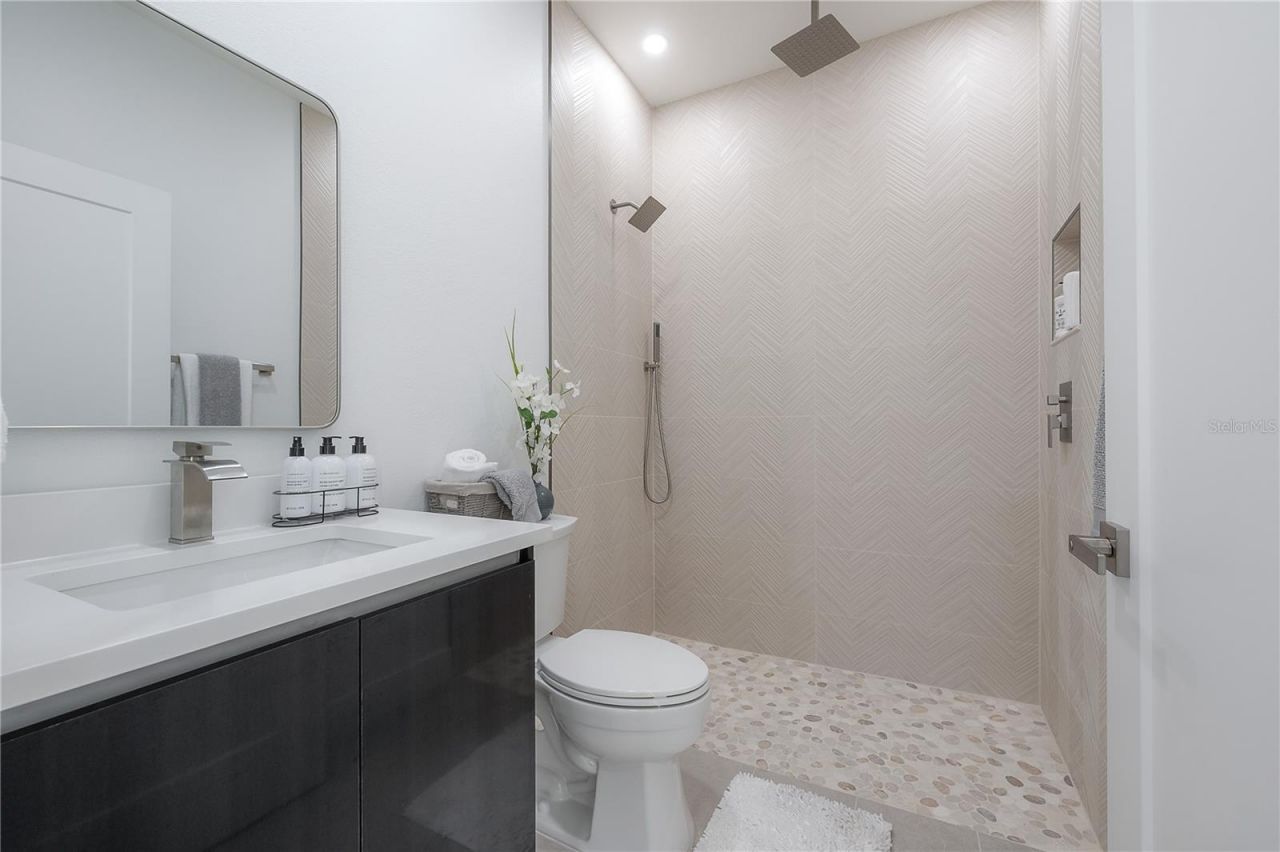 2721 17th Avenue N, Saint Petersburg, FL 33713 Photo