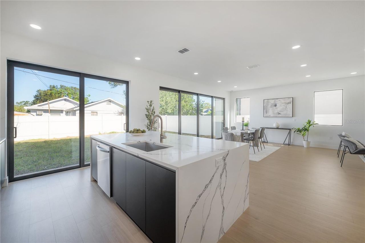 2721 17th Avenue N, Saint Petersburg, FL 33713 Photo