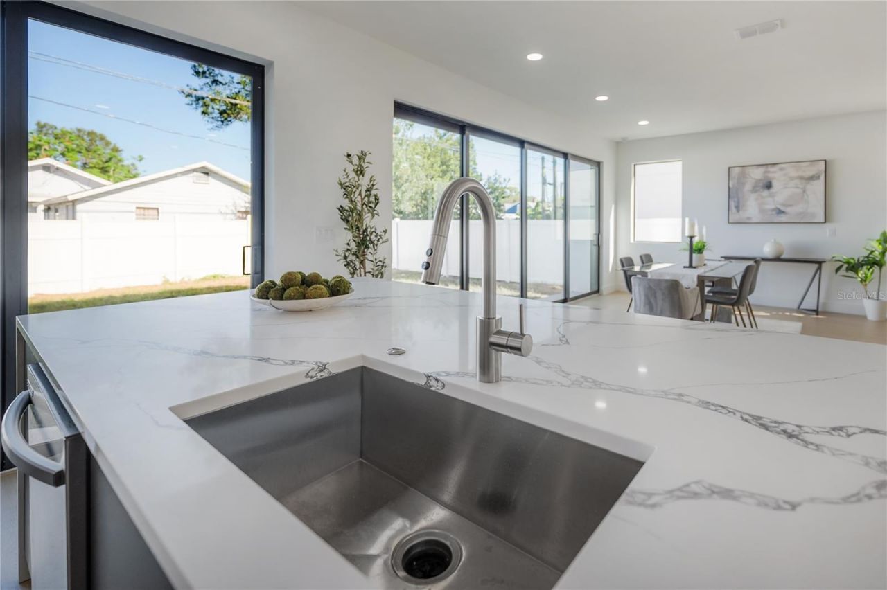 2721 17th Avenue N, Saint Petersburg, FL 33713 Photo