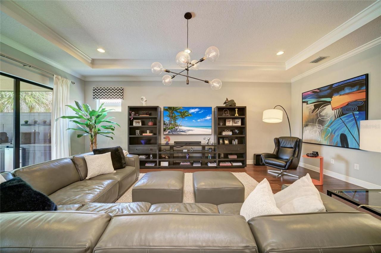 10121 Marbella Drive , Bradenton, FL 34211 Photo
