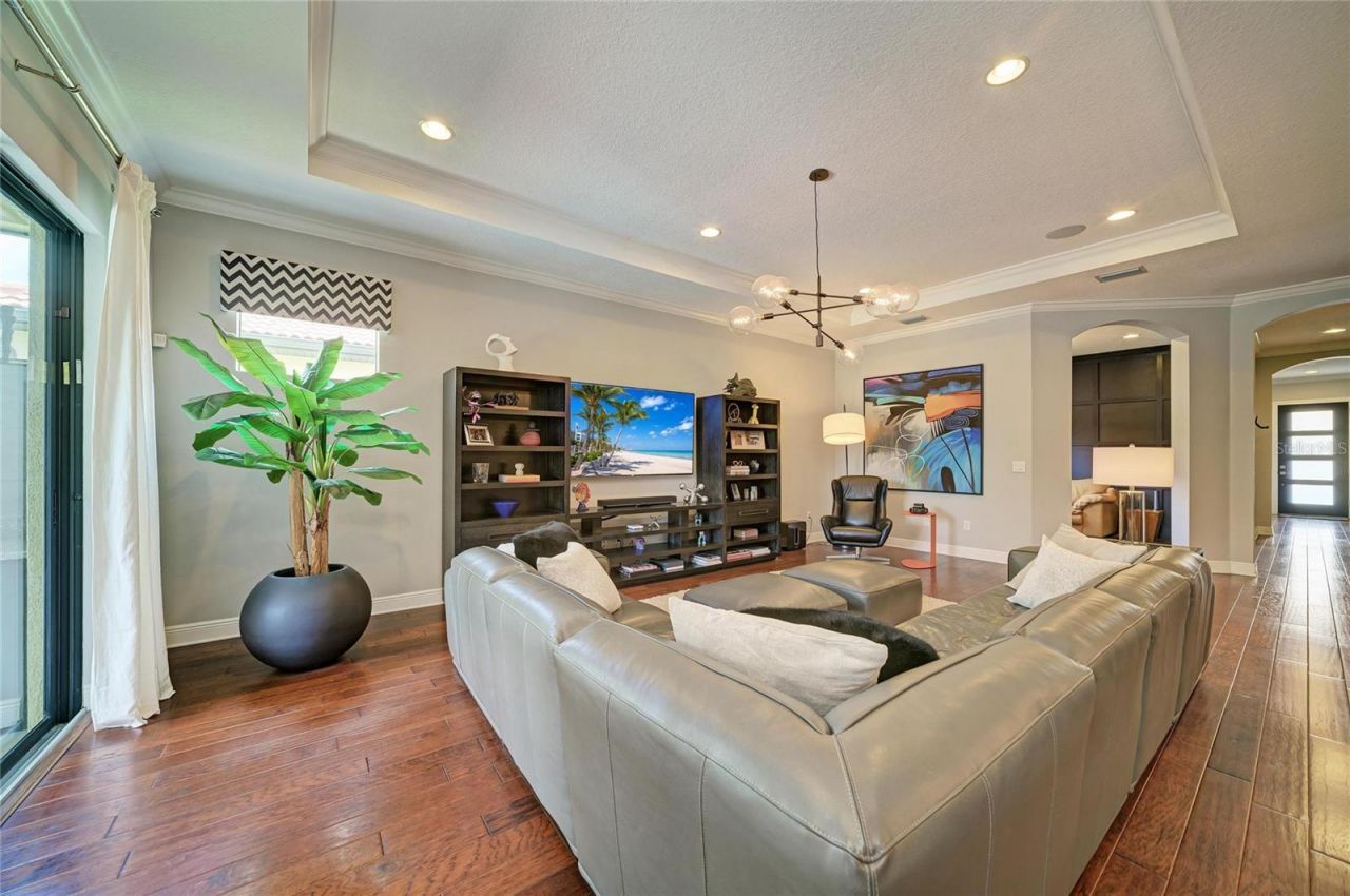 10121 Marbella Drive , Bradenton, FL 34211 Photo