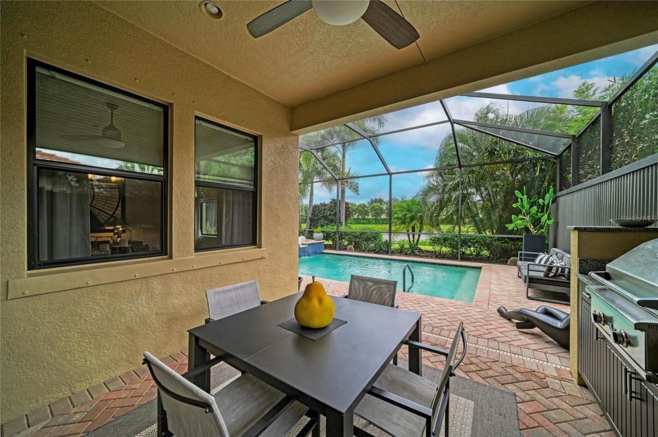 10121 Marbella Drive , Bradenton, FL 34211 Photo