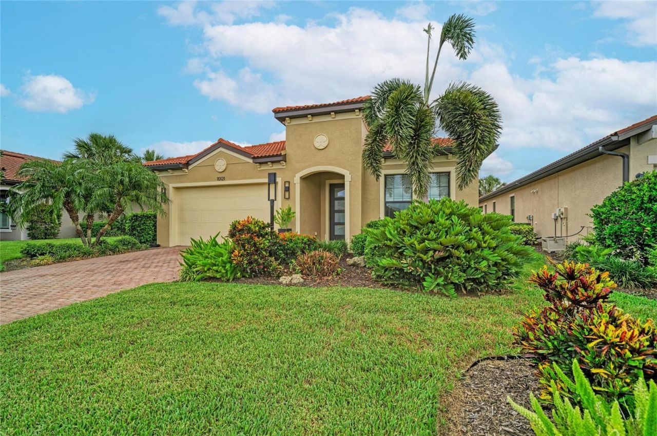 10121 Marbella Drive , Bradenton, FL 34211 Photo