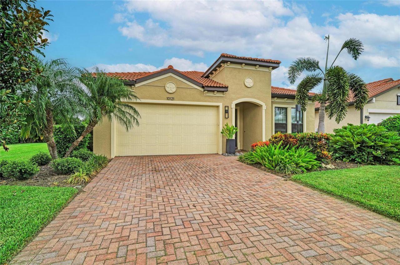10121 Marbella Drive , Bradenton, FL 34211 Photo