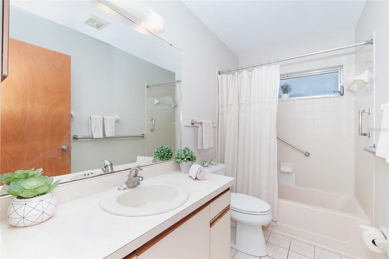 206 Aspen Street , Englewood, FL 34223 Photo