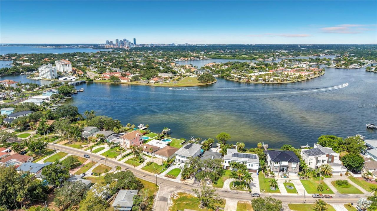 3800 Shore Acres Boulevard Ne, Saint Petersburg, FL 33703 Photo