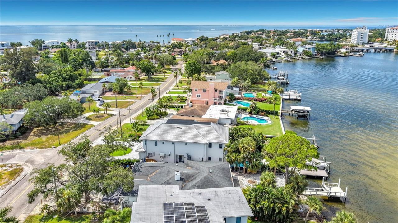 3800 Shore Acres Boulevard Ne, Saint Petersburg, FL 33703 Photo