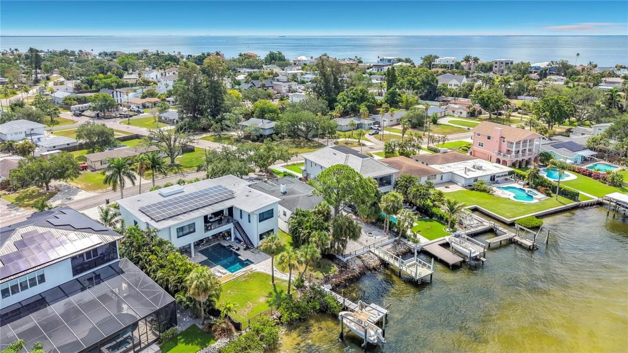 3800 Shore Acres Boulevard Ne, Saint Petersburg, FL 33703 Photo