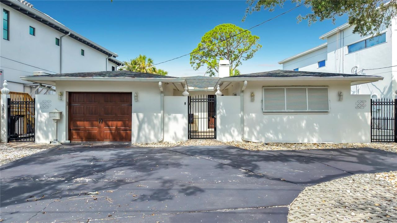 3800 Shore Acres Boulevard Ne, Saint Petersburg, FL 33703 Photo