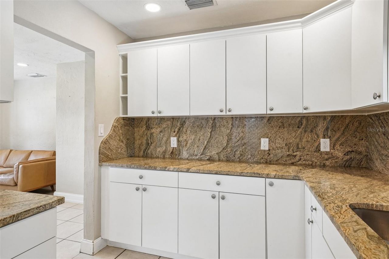 1547 56th Avenue N, Saint Petersburg, FL 33703 Photo