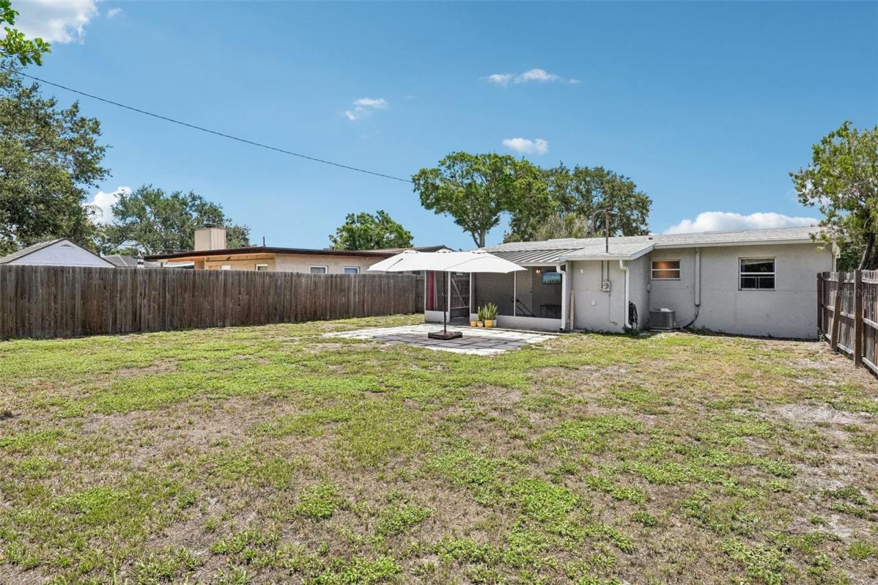 1547 56th Avenue N, Saint Petersburg, FL 33703 Photo