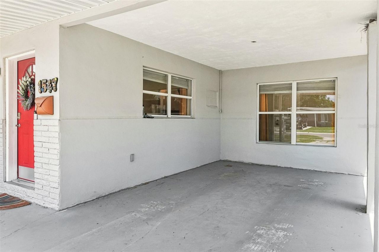 1547 56th Avenue N, Saint Petersburg, FL 33703 Photo