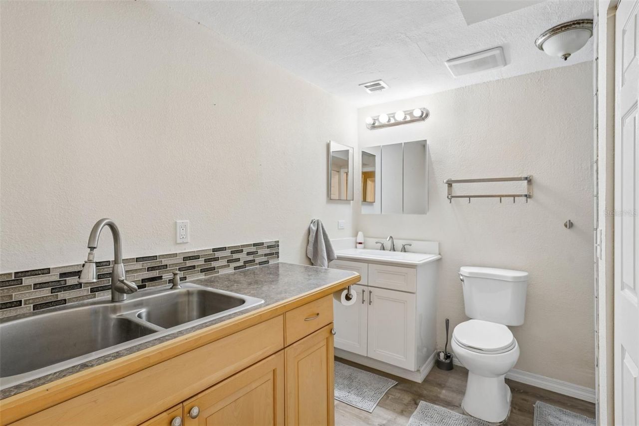 1133 Grand Boulevard , Holiday, FL 34690 Photo