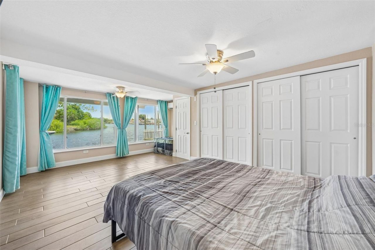 1133 Grand Boulevard , Holiday, FL 34690 Photo