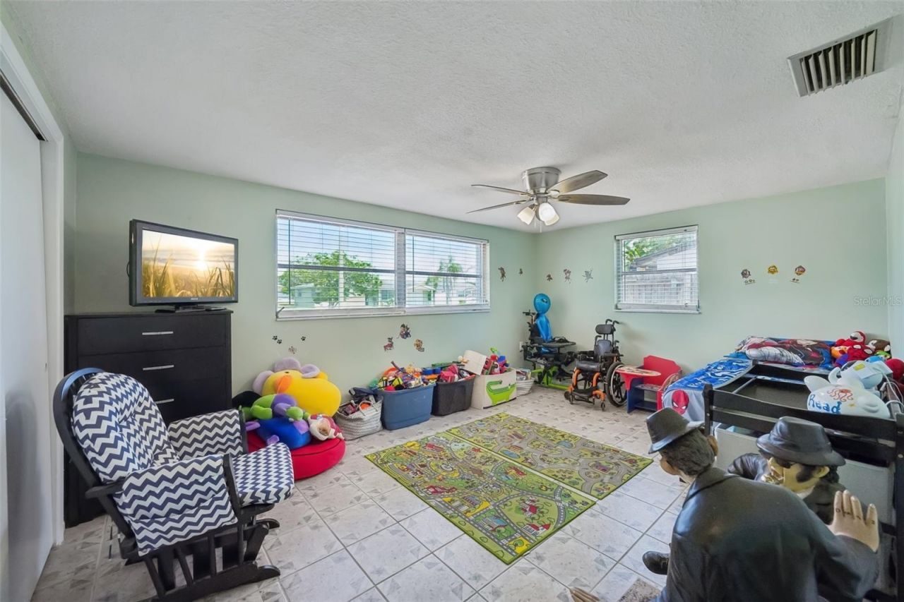 1133 Grand Boulevard , Holiday, FL 34690 Photo
