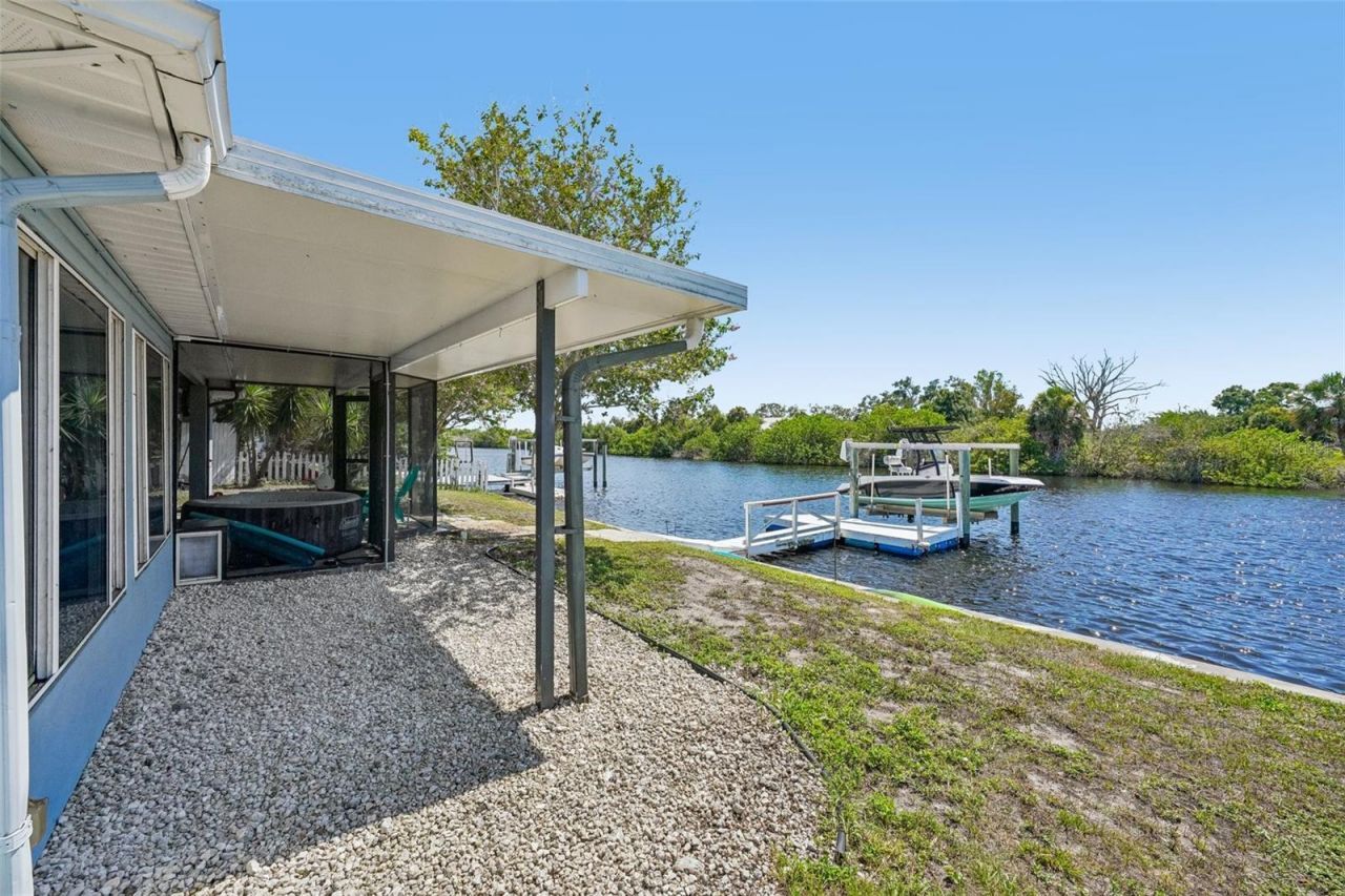 1133 Grand Boulevard , Holiday, FL 34690 Photo