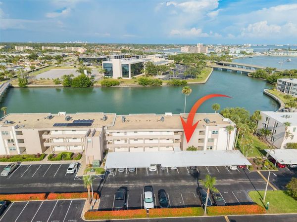 7425 BAY ISLAND DRIVE S, Unit 107, ST PETERSBURG, FL 33707