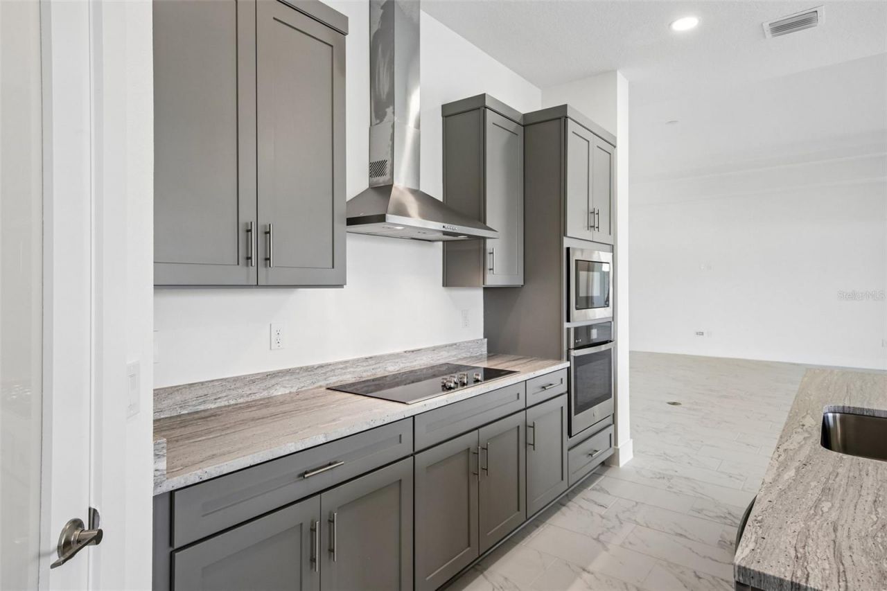 8255 Golden Beach Court, Parrish, FL 34219 Photo
