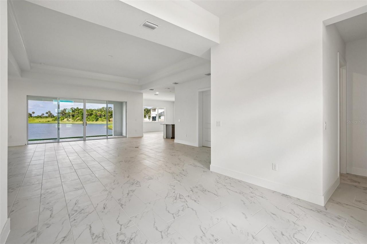 8255 Golden Beach Court, Parrish, FL 34219 Photo