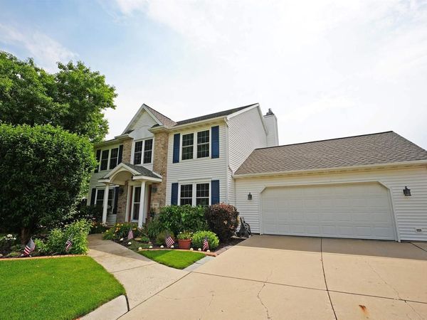 3911 POPPLE COURT, Green Bay, WI 54301