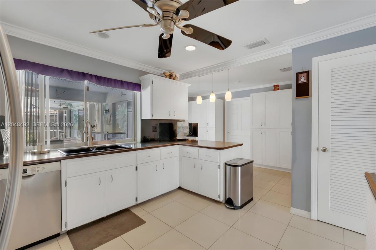 2480 NE 46th St, Lighthouse Point, FL 33064 Photo