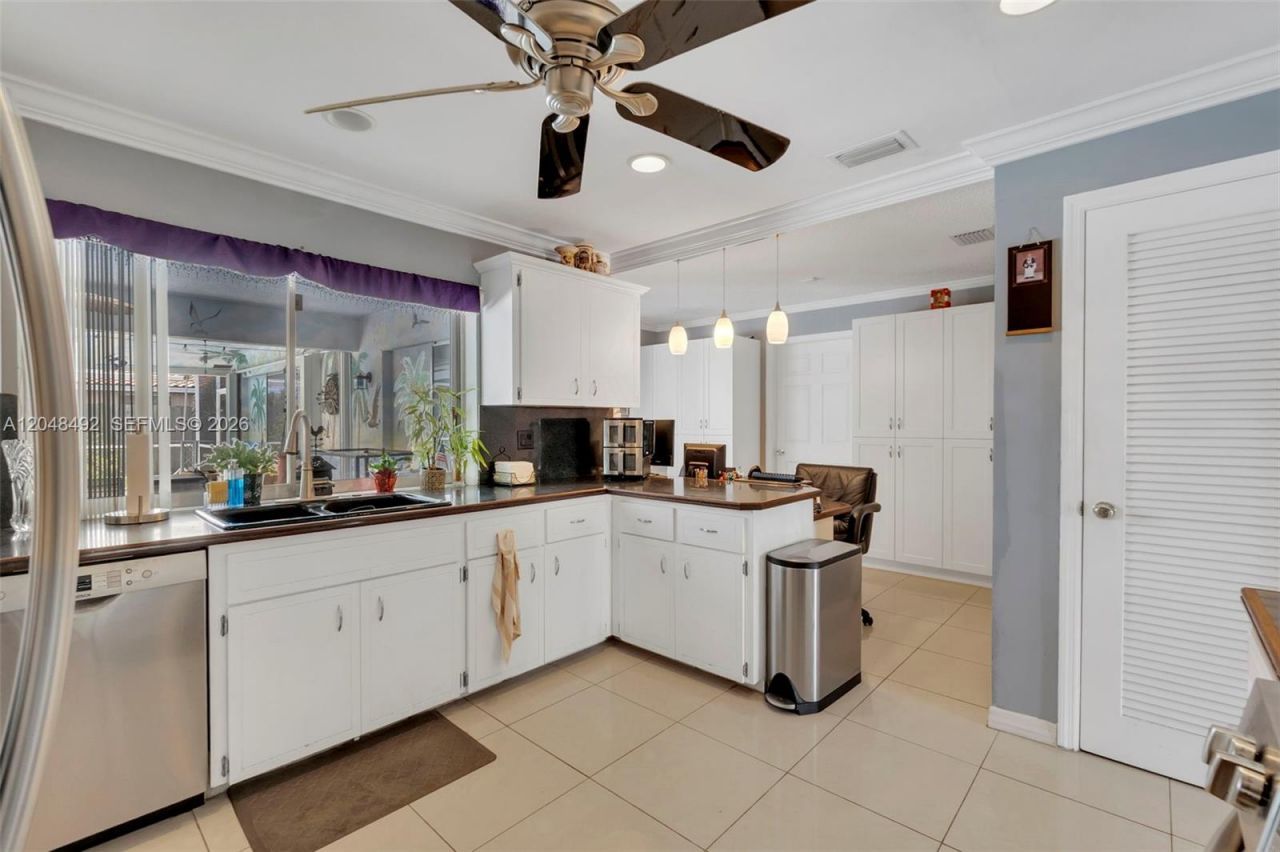 2480 NE 46th St, Lighthouse Point, FL 33064 Photo