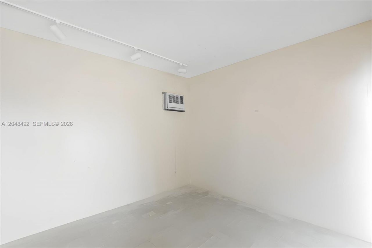 2480 NE 46th St, Lighthouse Point, FL 33064 Photo
