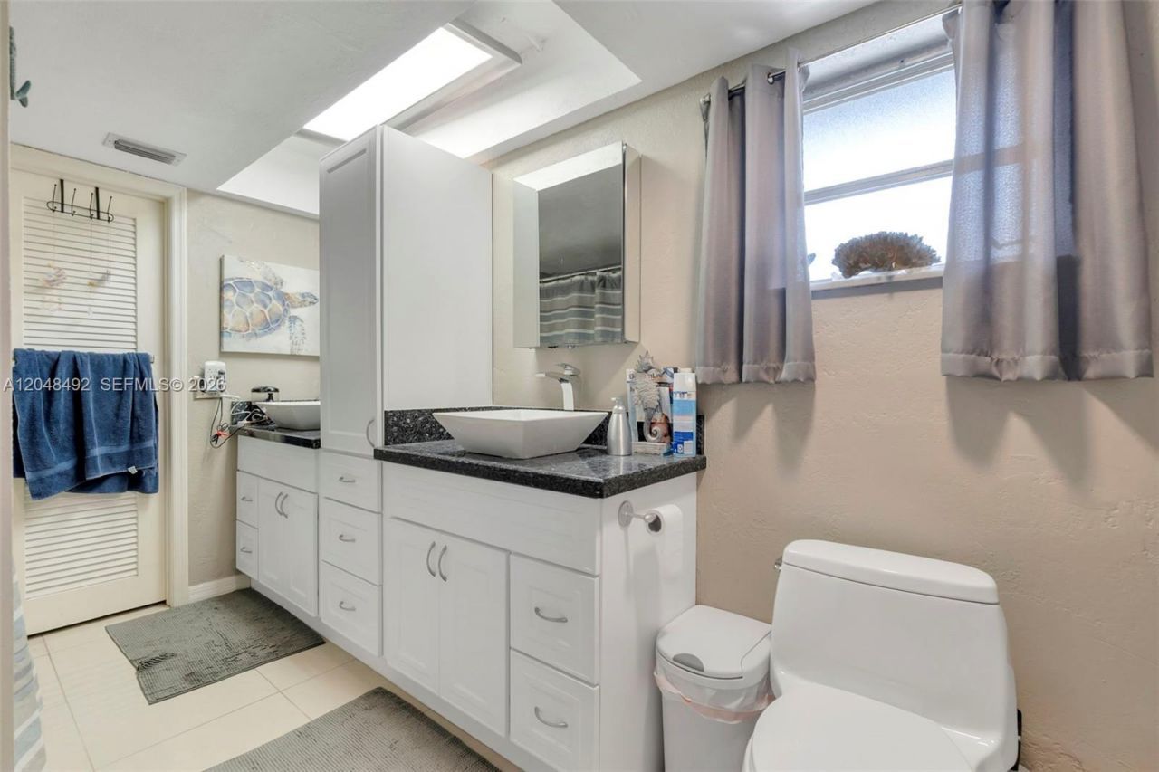 2480 NE 46th St, Lighthouse Point, FL 33064 Photo