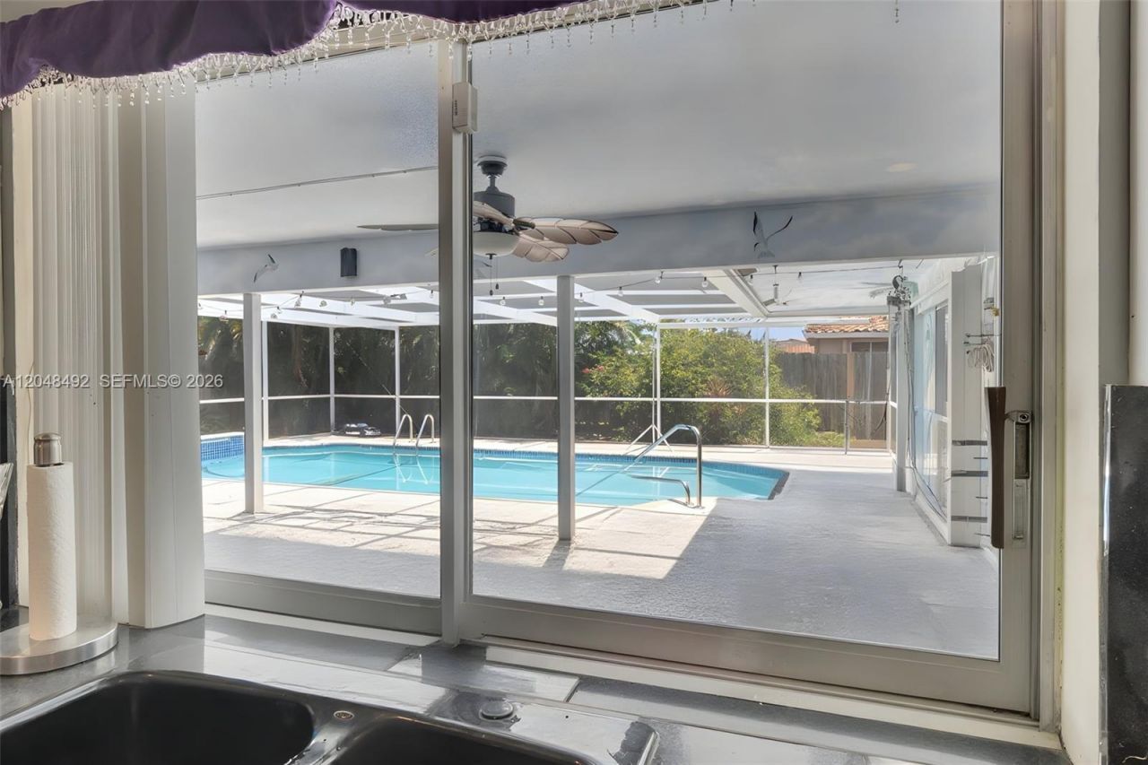 2480 NE 46th St, Lighthouse Point, FL 33064 Photo