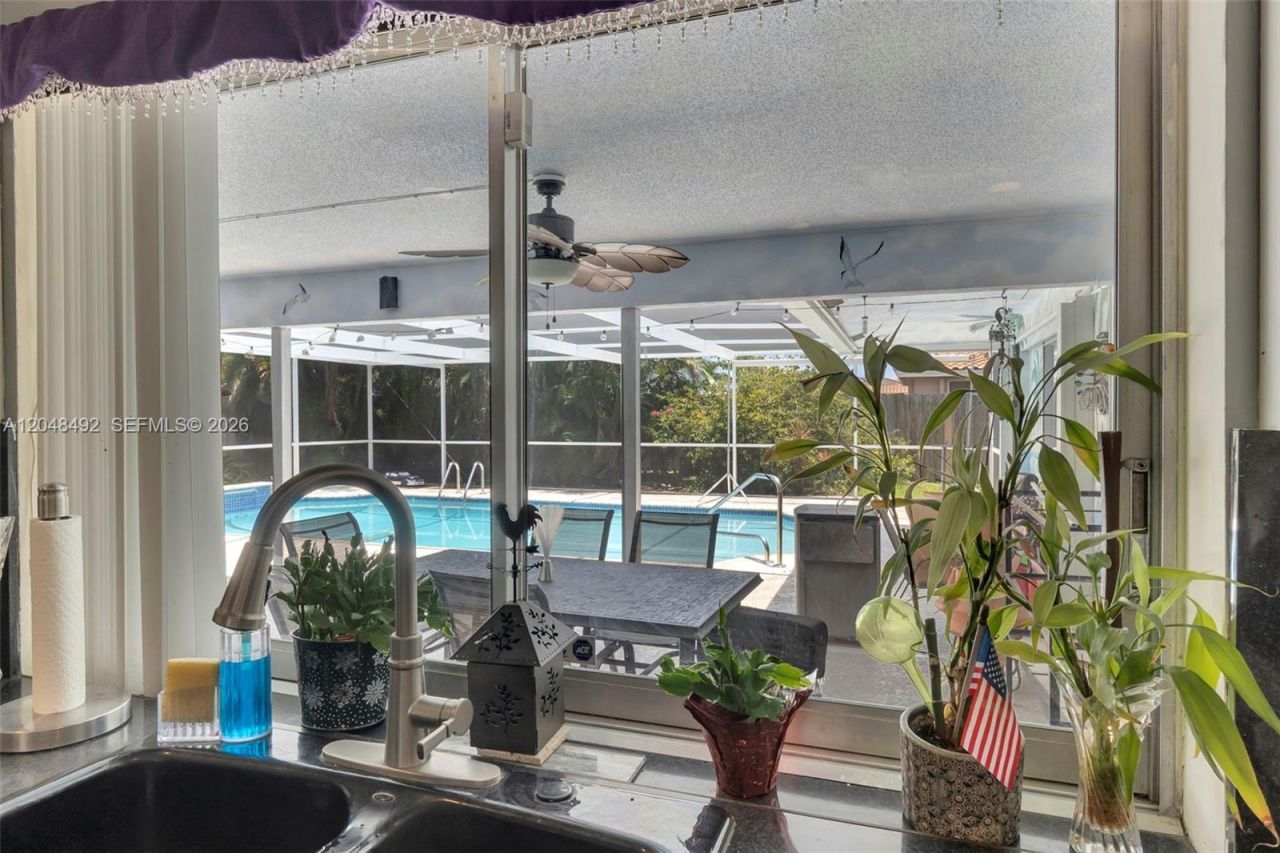 2480 NE 46th St, Lighthouse Point, FL 33064 Photo