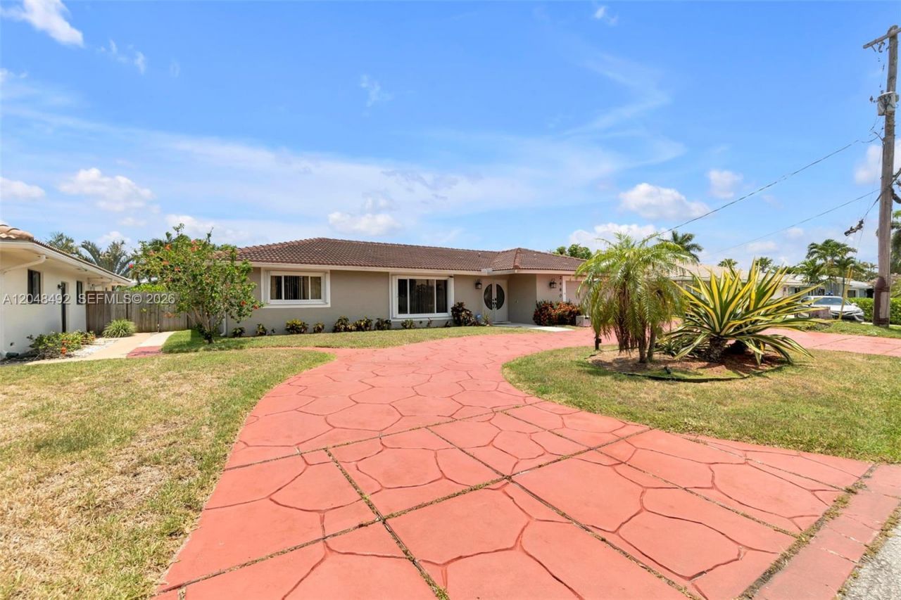 2480 NE 46th St, Lighthouse Point, FL 33064 Photo