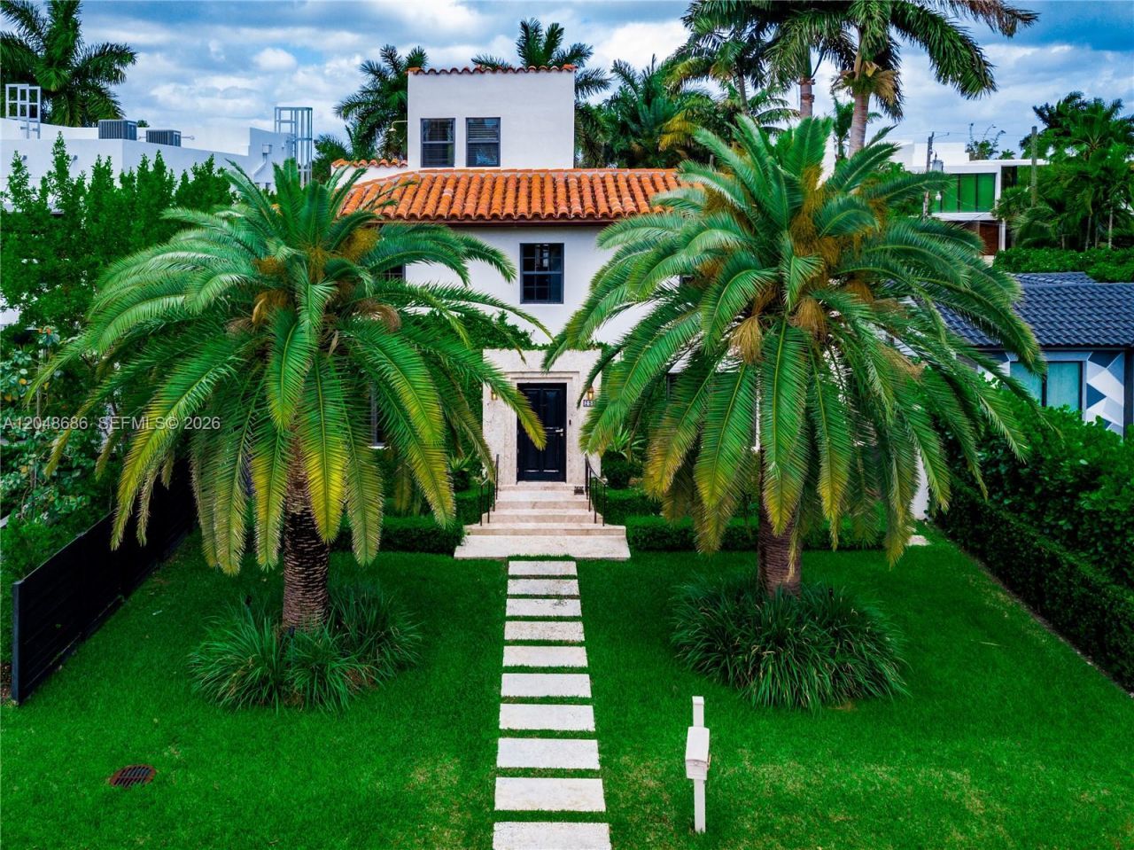 255 Palm Avenue, Miami Beach, FL 33139 Photo