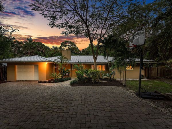 2130 SW 27th Terrace, Fort Lauderdale, FL 33312