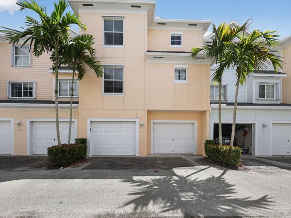 156 Aragon Way, Jupiter, FL 33458