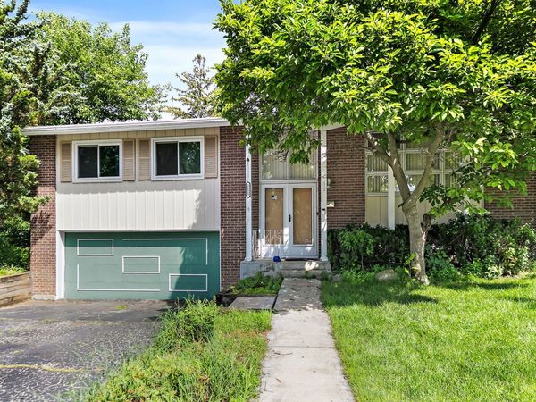 2825 Grissom Court , Woodridge, IL 60517